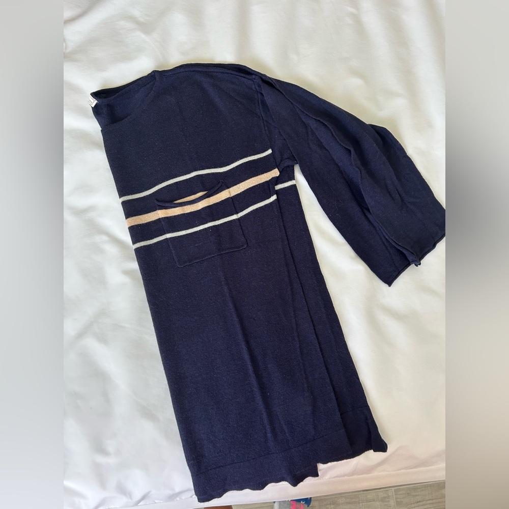 GAP DESIGNED AND CRAFTED NAVY BLUE SWEATER SIZE S